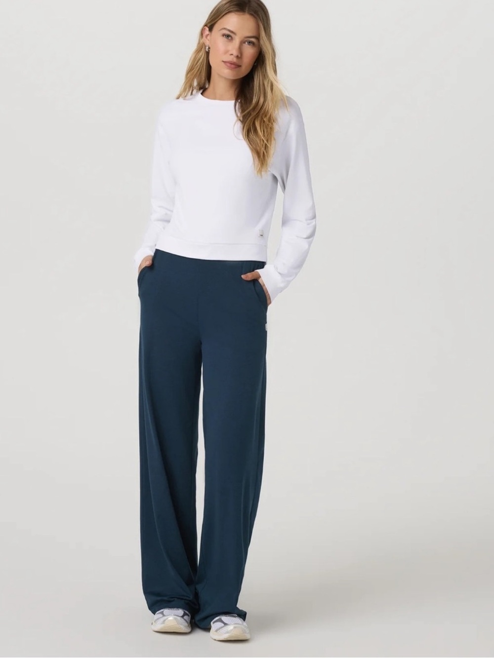 Vuori Halo Modern Crew white size XXL